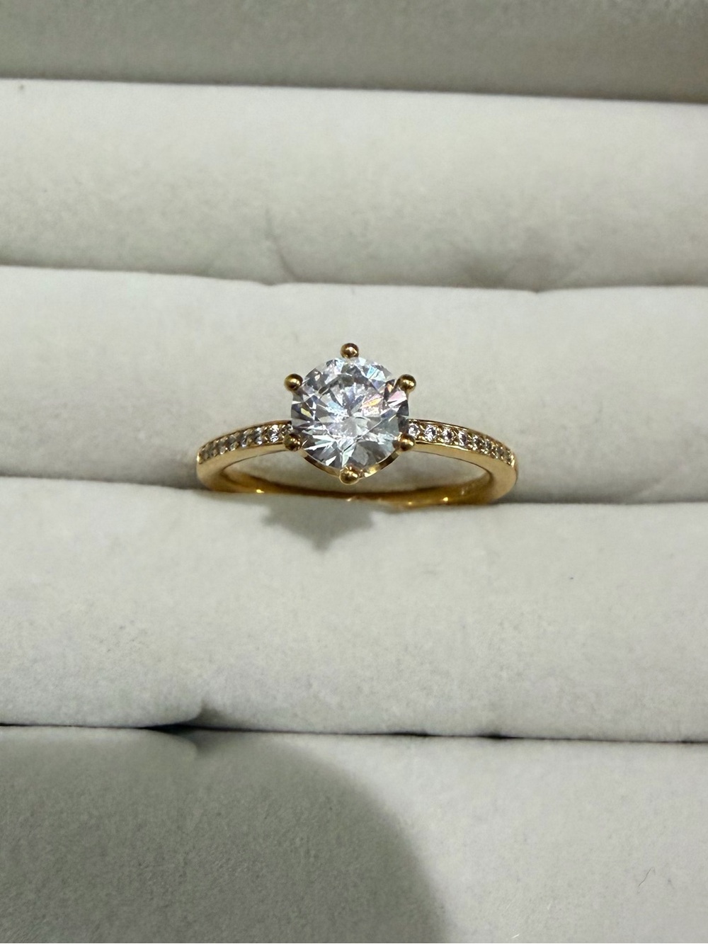 PANDORA Clear Sparkling Crown
Solitaire Ring